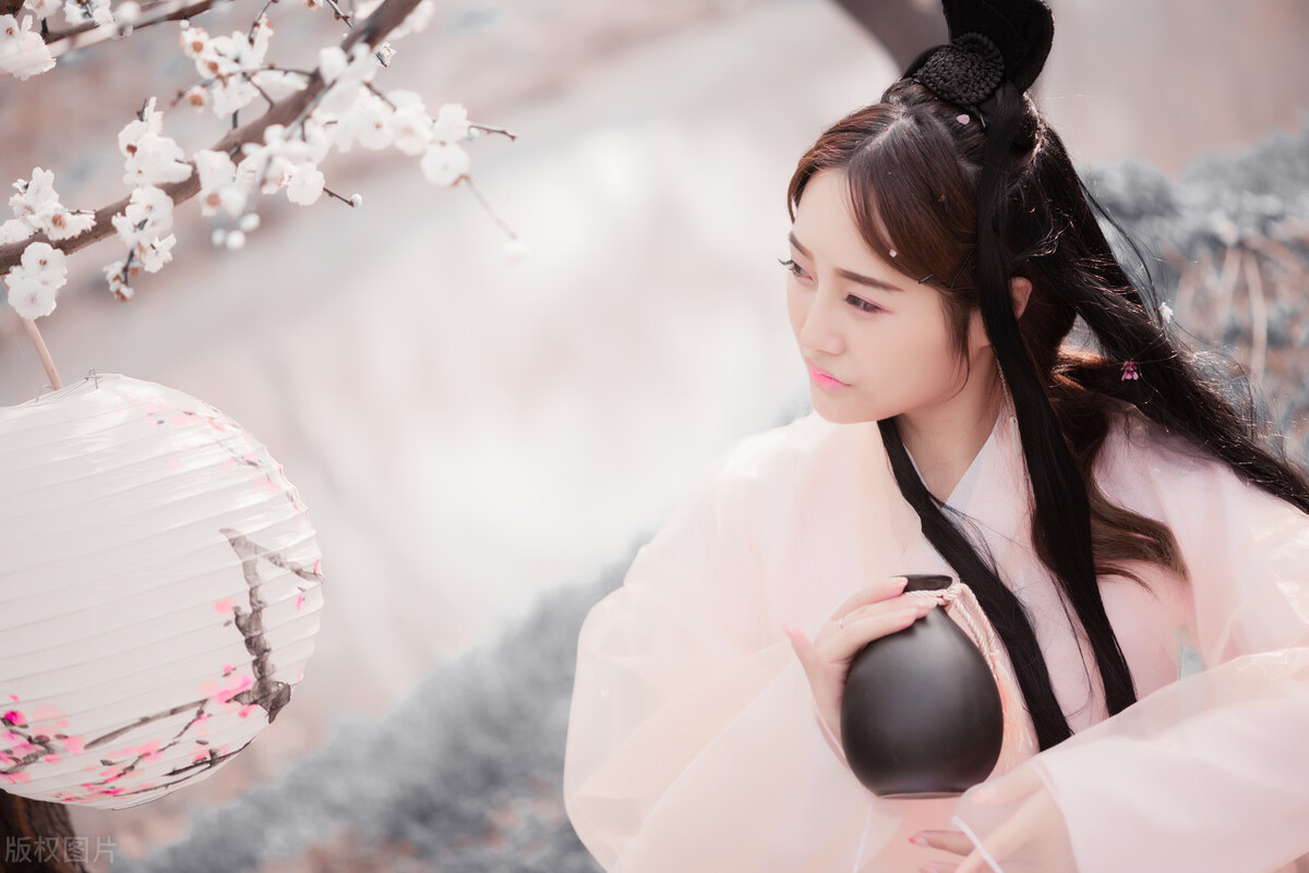 值得推荐的十本经典小说,必须看的几本经典小说