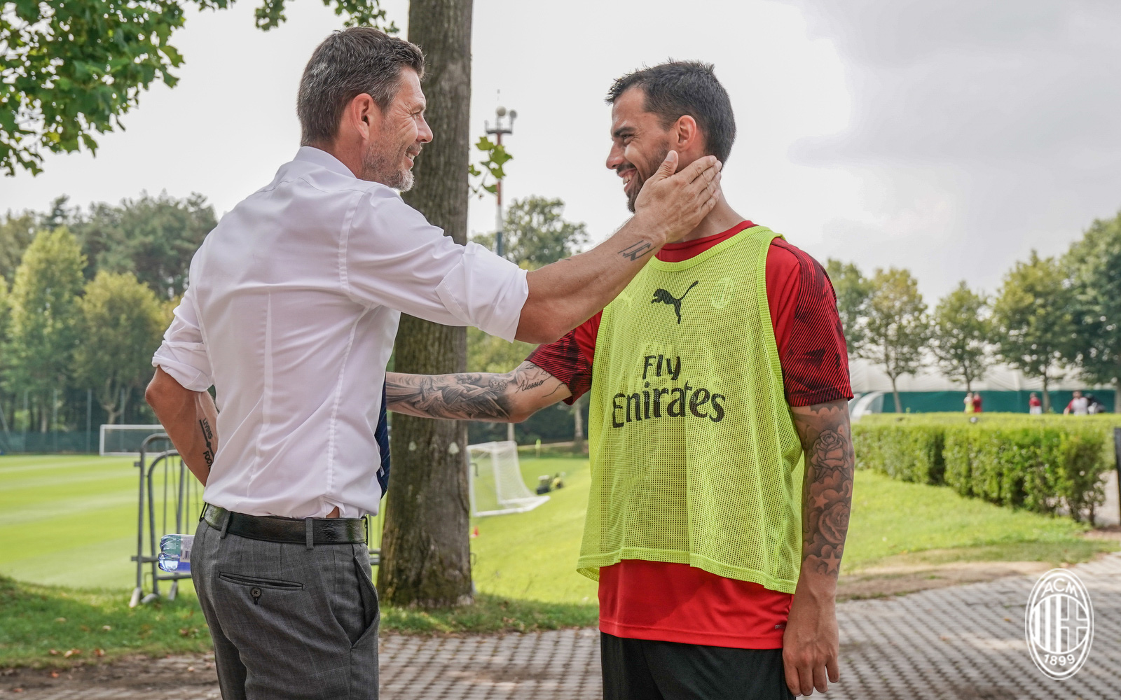 在米兰工作,米兰有意前腰