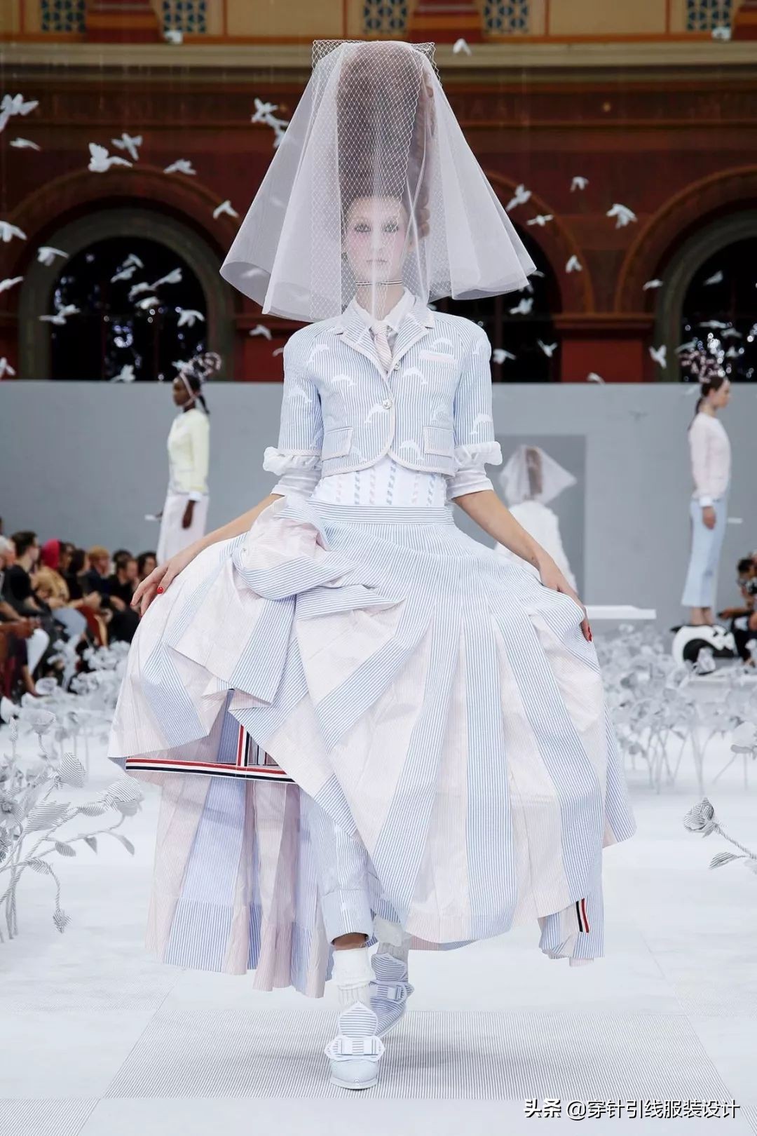 thombrowne西装全身搭配,thombrowne西装上身效果