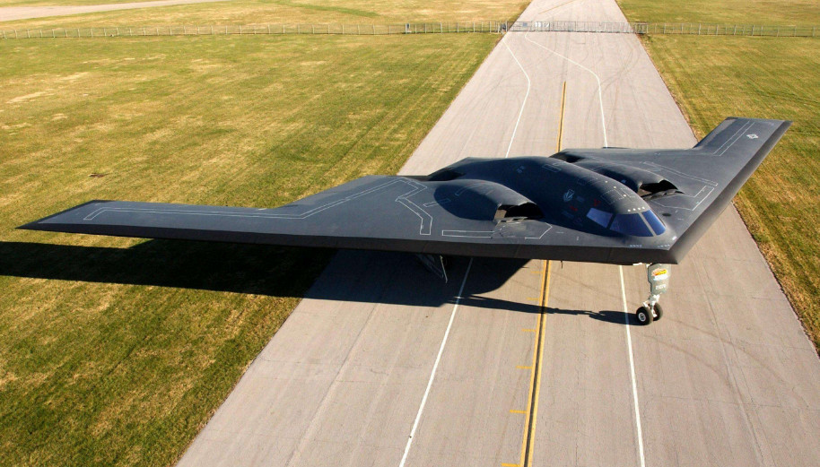 b2轰炸机为什么能领先世界几十年,b2轰炸机战斗力有多强