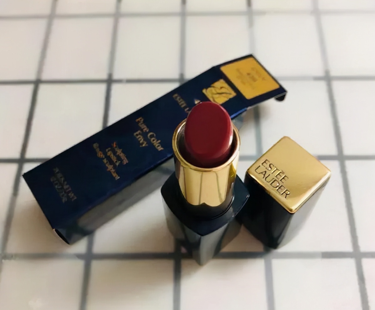 新手口红推荐选对口红质地很重要,什么口红最好看实用又持久