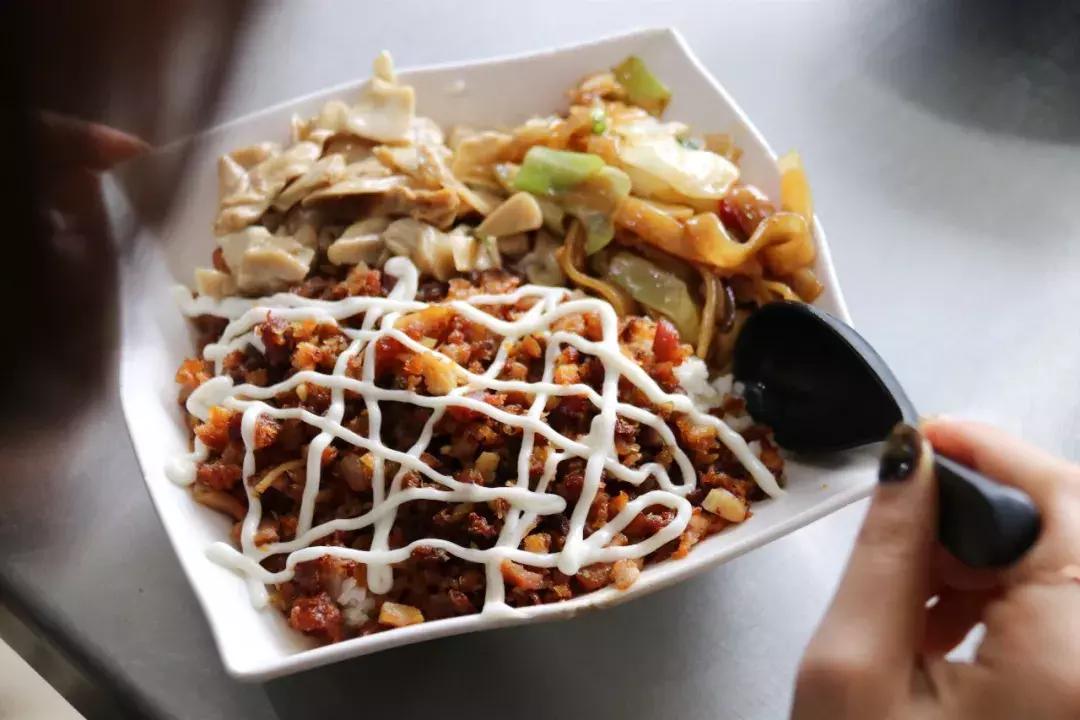 探秘北京大学食堂,四川探秘大学食堂