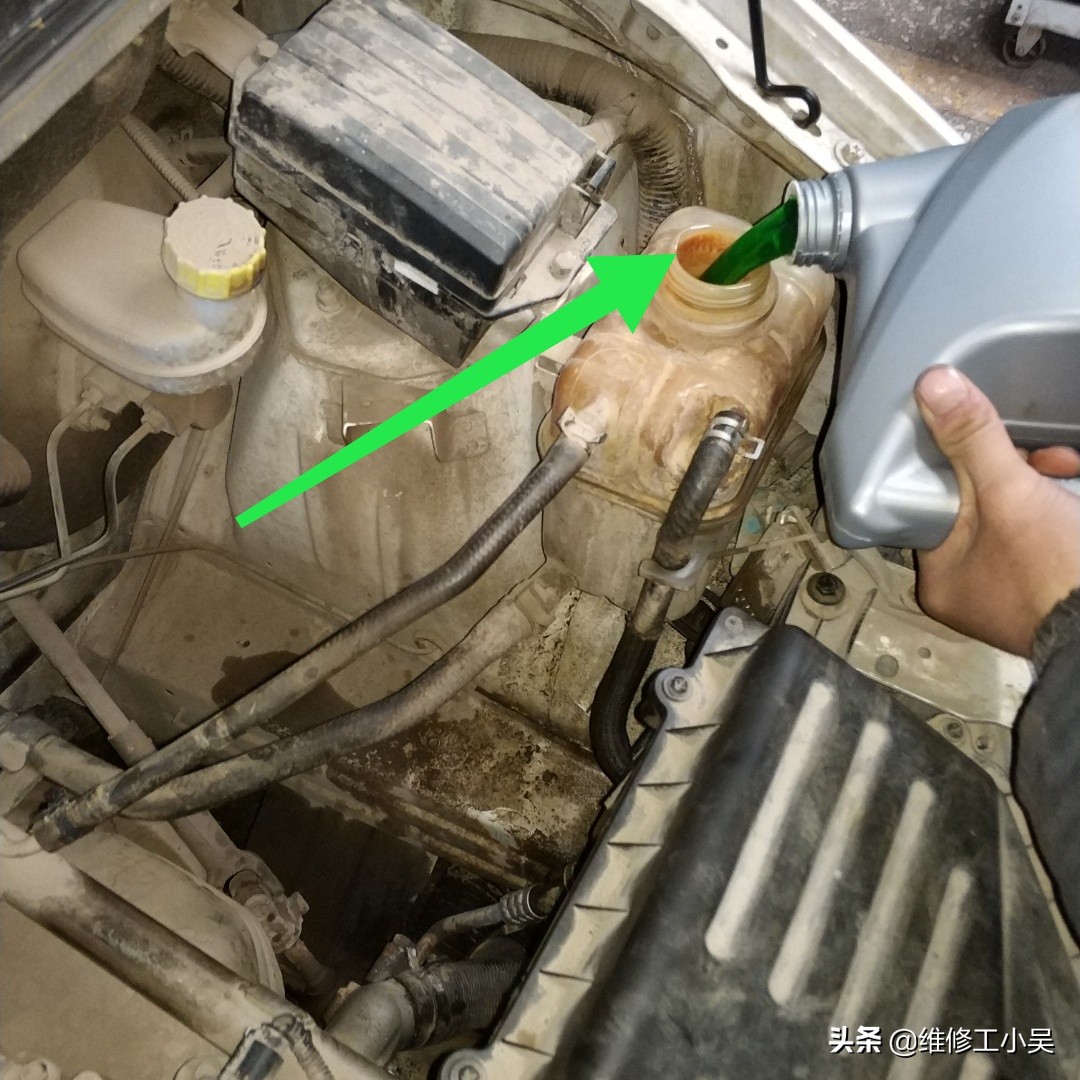 五菱宏光风扇不停的转是什么问题,五菱宏光汽车散热风扇什么时候转