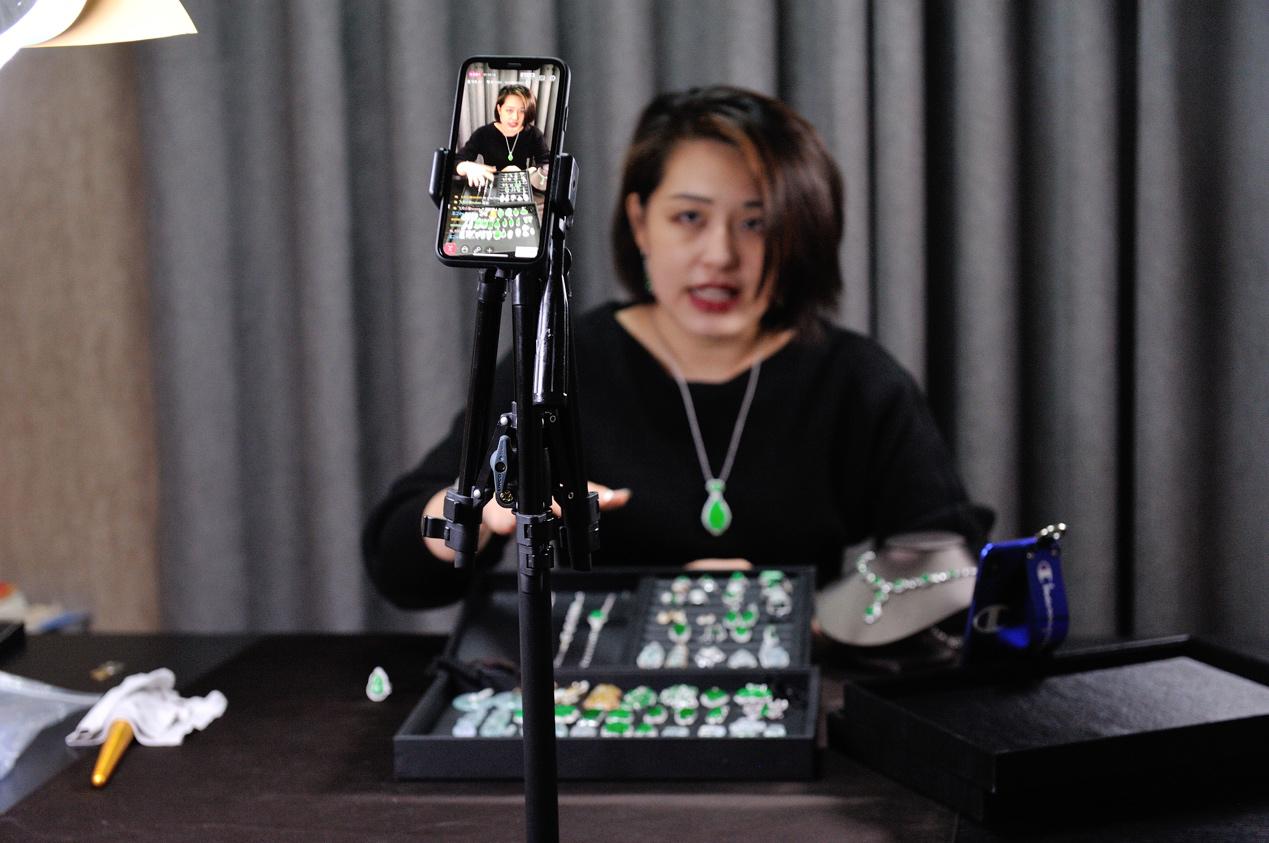 揭阳翡翠的利润揭秘,翡翠行业的真实经历