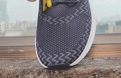 yeezyboost350v2creamwhite炒价,adidasyeezyboostrunner700v2