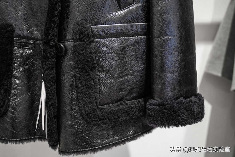 我们逛了天的成都时代奥莱，为你整理出这份春节新衣精明采购清单