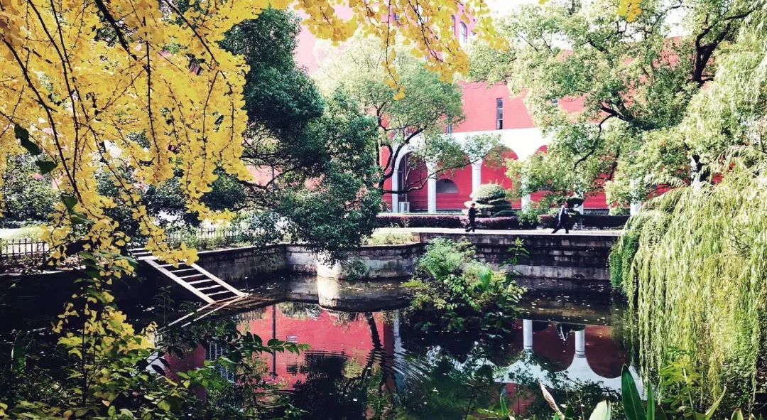 青年毛主席，榜首进一中！他曾就读的长沙市一中究竟有多牛？