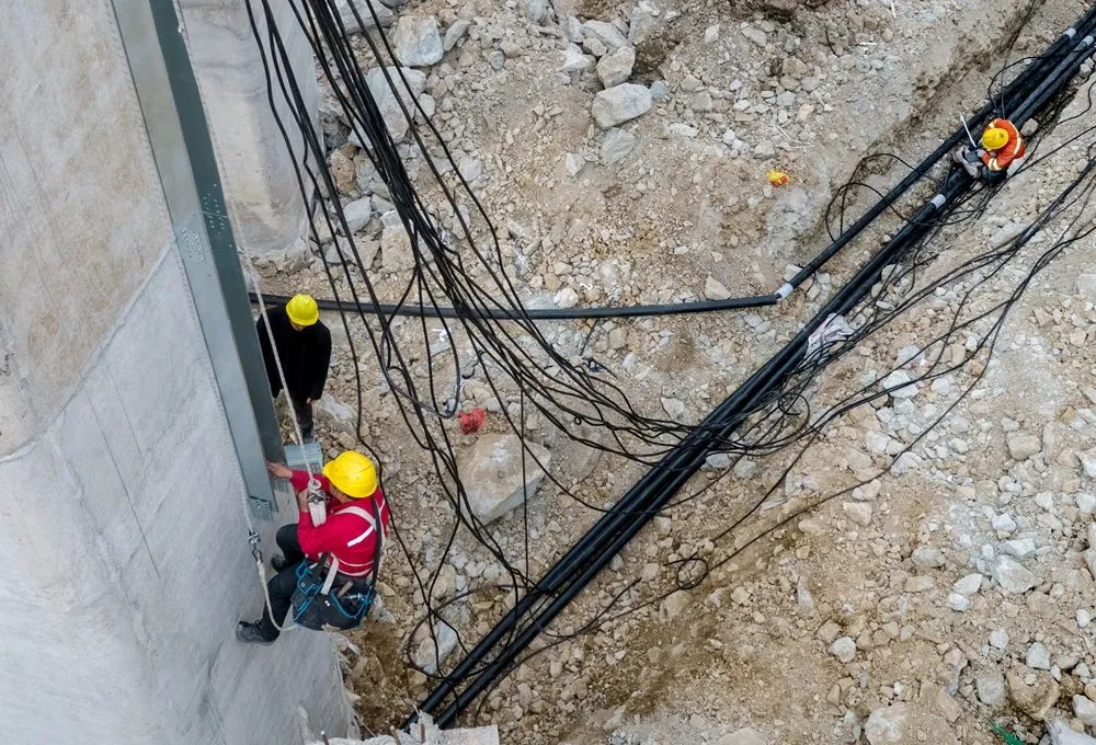 冲!市区连接线“最后一战”