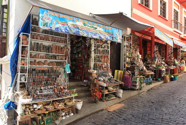 世界上唯一的“女巫市场”,售卖的东西千奇百怪,常人无法理解