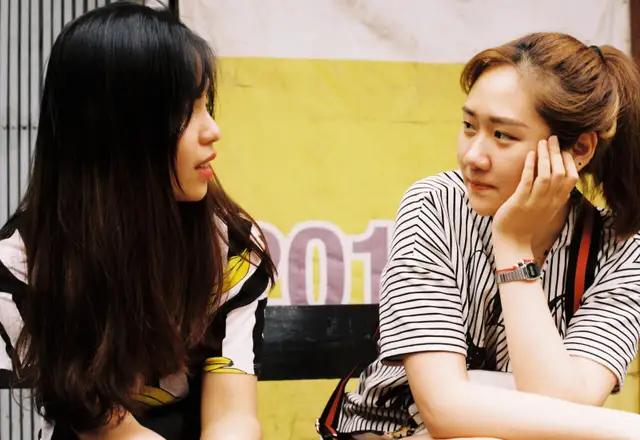 孩子早恋了父母阻止,早恋班主任与家长沟通