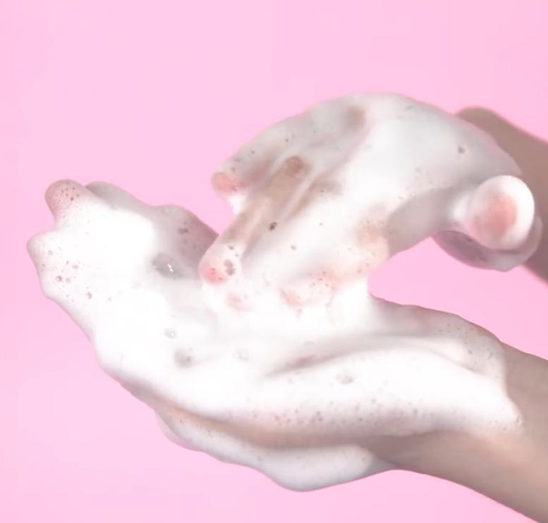 宋慧乔短发上热搜了,2020最火宋慧乔海藻卷