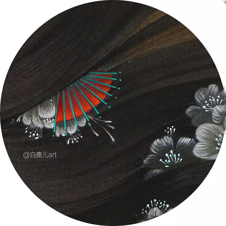 玉手青丝美女图片,一袭白衣清冷出尘的古风美人