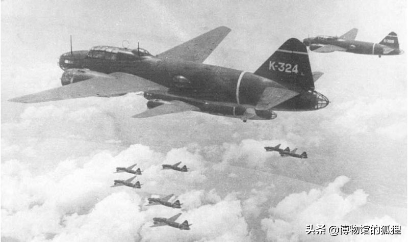 回顾历史日本轰炸机,日本陆攻一式轰炸机