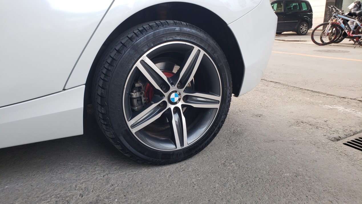 原厂实用trw刹车片,升级毅丰刹车片