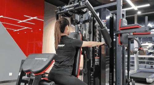 健身房健身器材训练全套,健身房肌肉训练器材视频