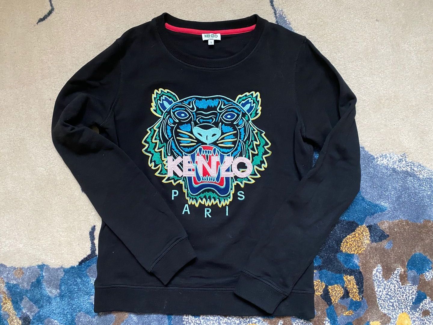 今年最爆款卫衣超潮女必备,品牌卫衣女款什么牌子质量好