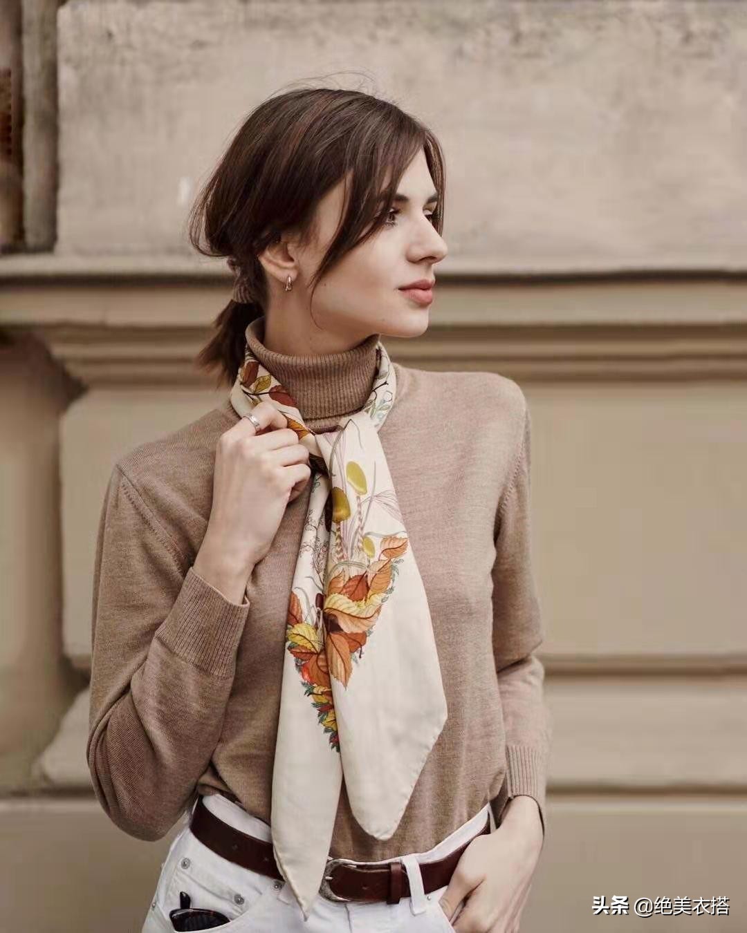 怎么样才能提升气质？“茶系风格”穿搭，优雅时髦太高级
