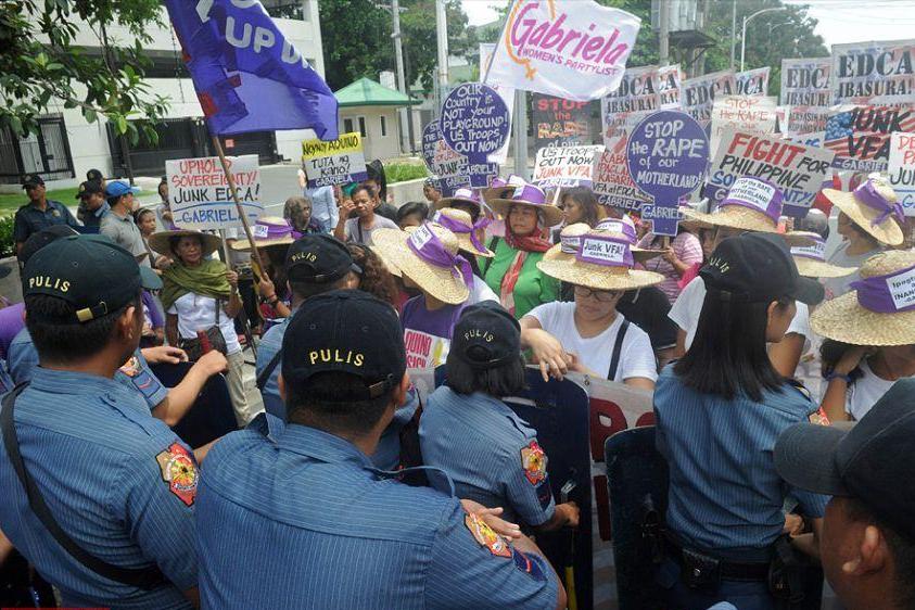 虎父无犬女，反美亲中的萨拉即将登场，杜特尔特为她全程保驾护航