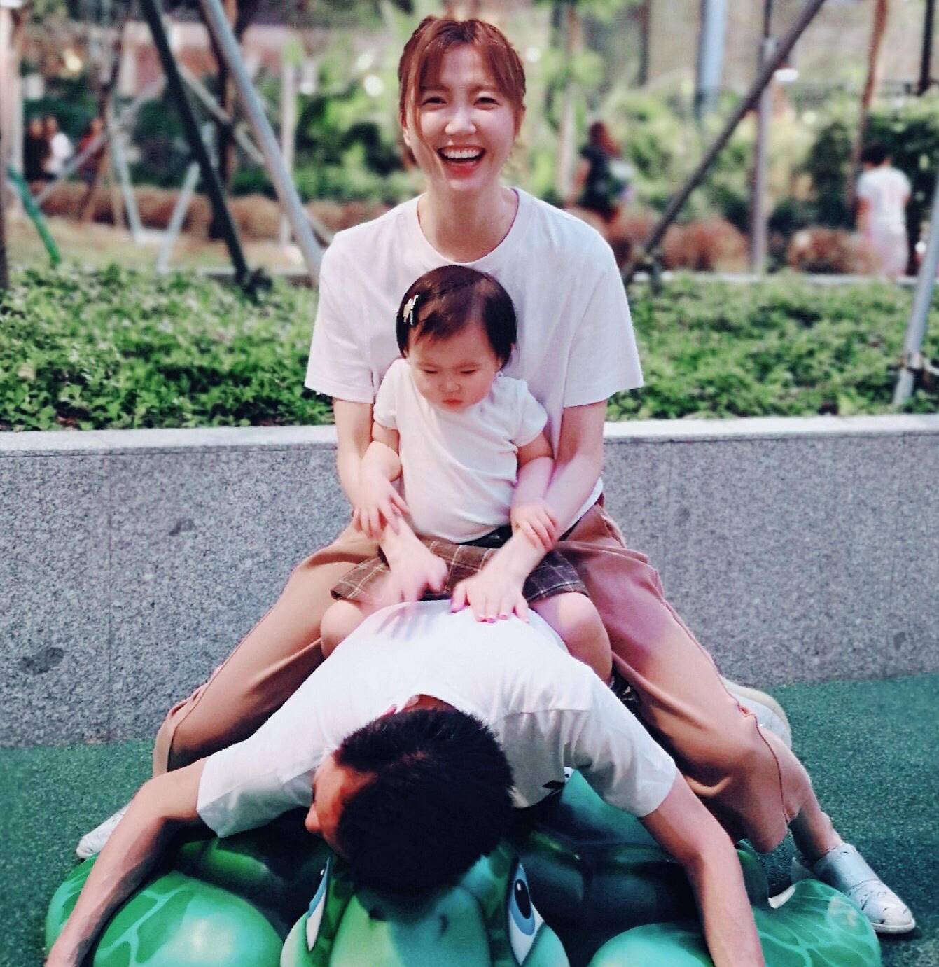 “越难越爱”TVB女歌手恋富二代未婚先孕曾遭婆婆反对不让其过门