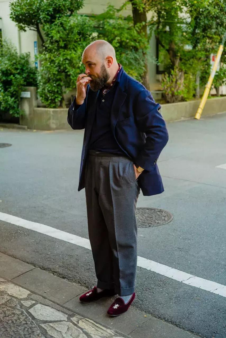 适合肥胖人穿的西服,既然身高改变不了那就改变身材