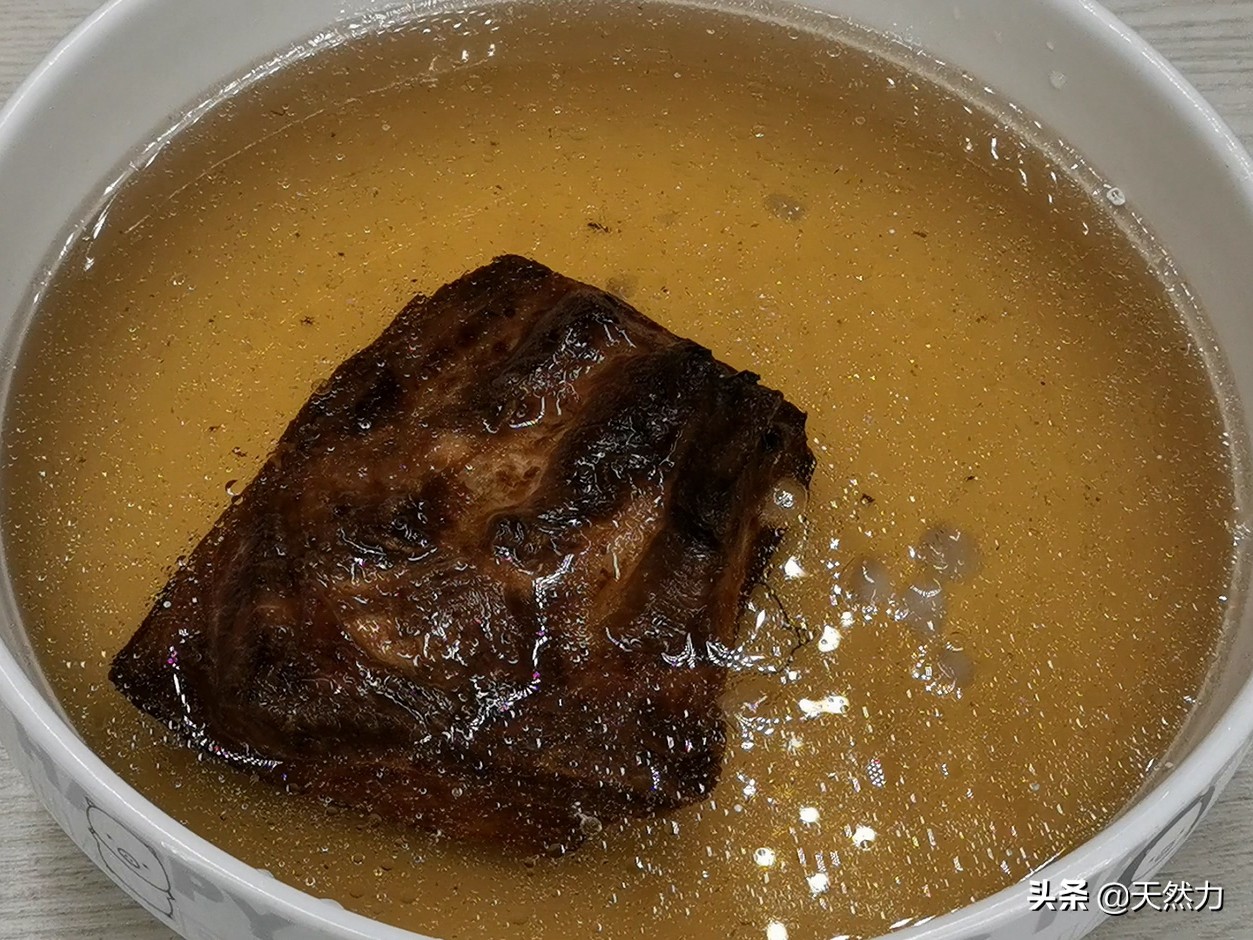 怎样炸扣肉皮才不会烂,苏打粉炸扣肉起泡正确炸法