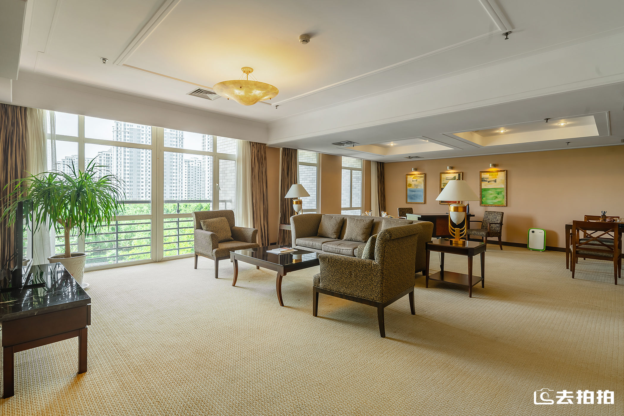 去拍拍蓝海酒店l做一片有温度的“蓝海”