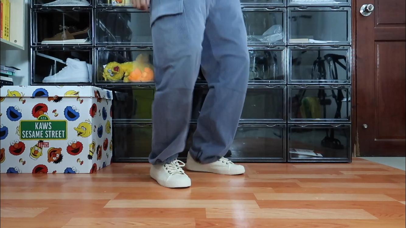 100块钱买到的夏季小白鞋，比Yeezy更舒适更好看