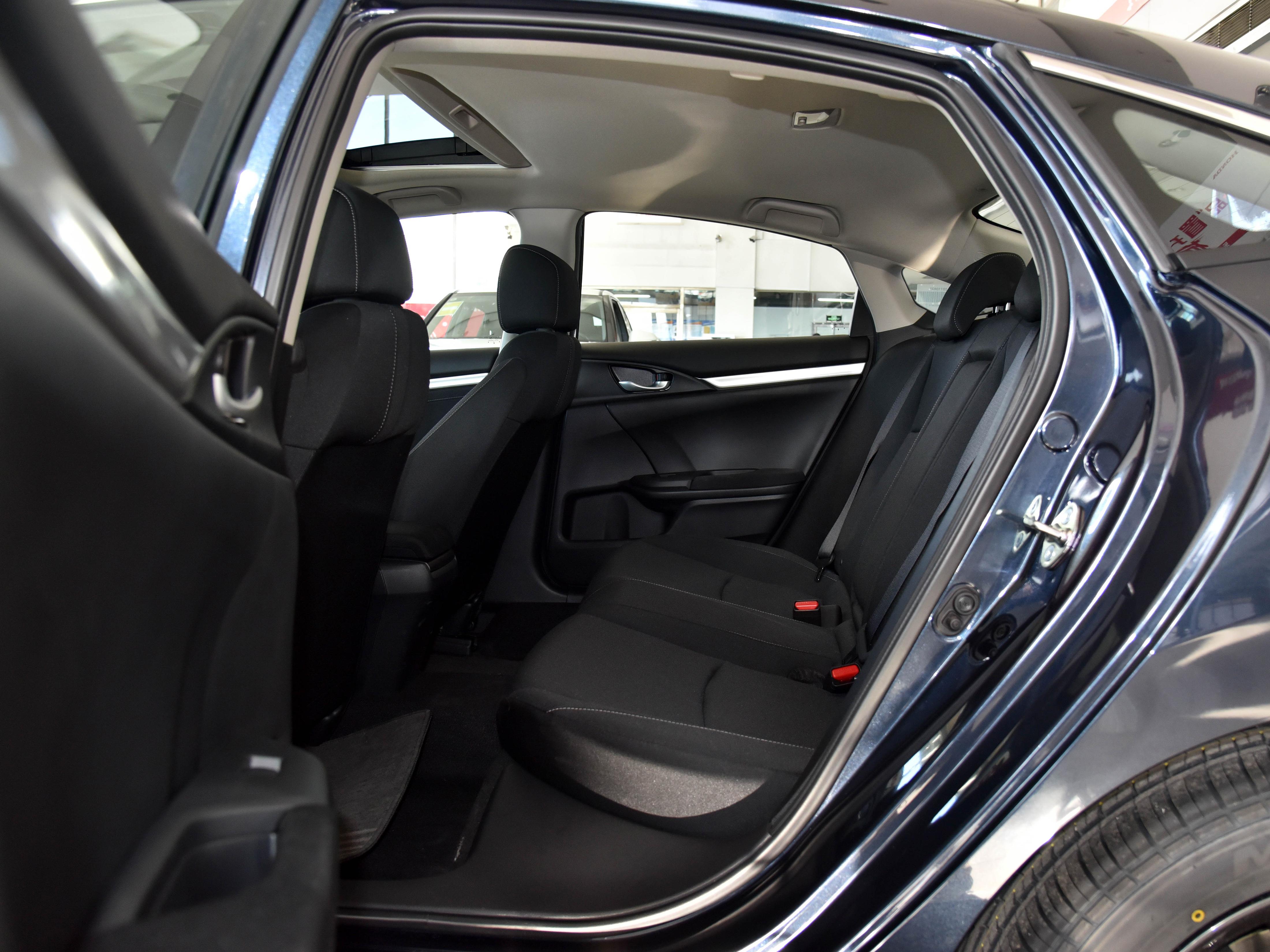 本田思域1.5劲动2020年官方油耗,10-15万高颜值的车本田思域