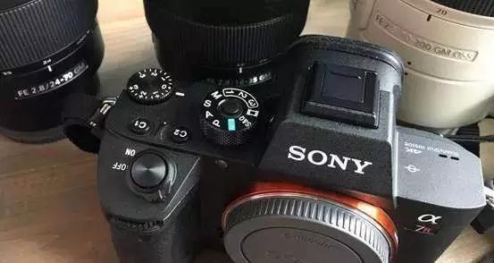 新手买佳能什么相机值得入手,佳能相机大三元镜头