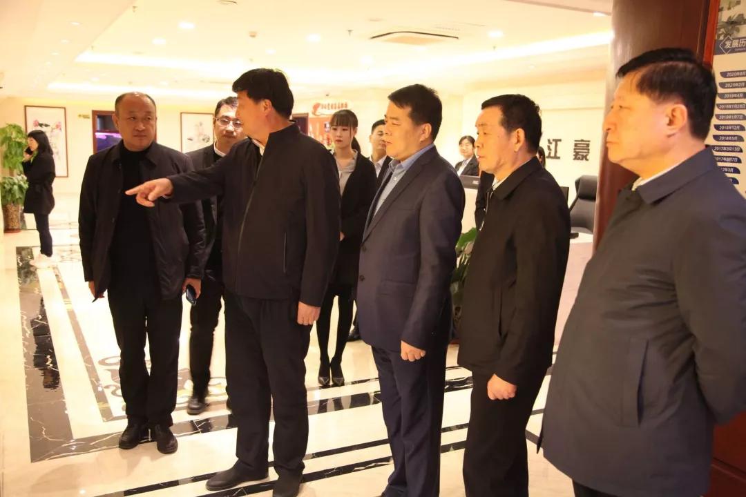 陕西工商联吴铁,工商联吴铁