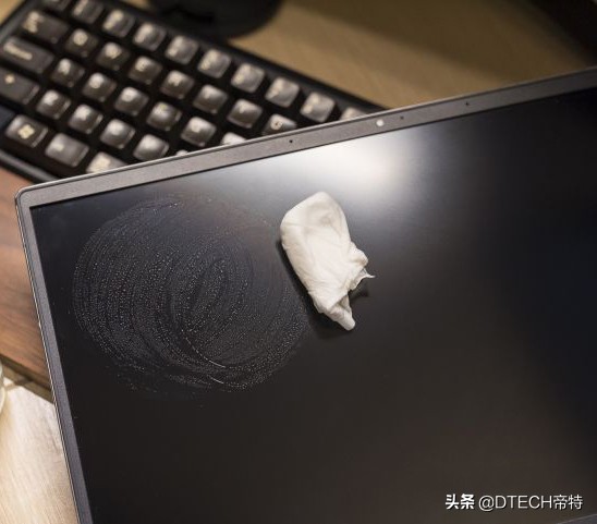 生活小妙招笔记本屏幕清洁,笔记本屏幕清洁正确擦的方式