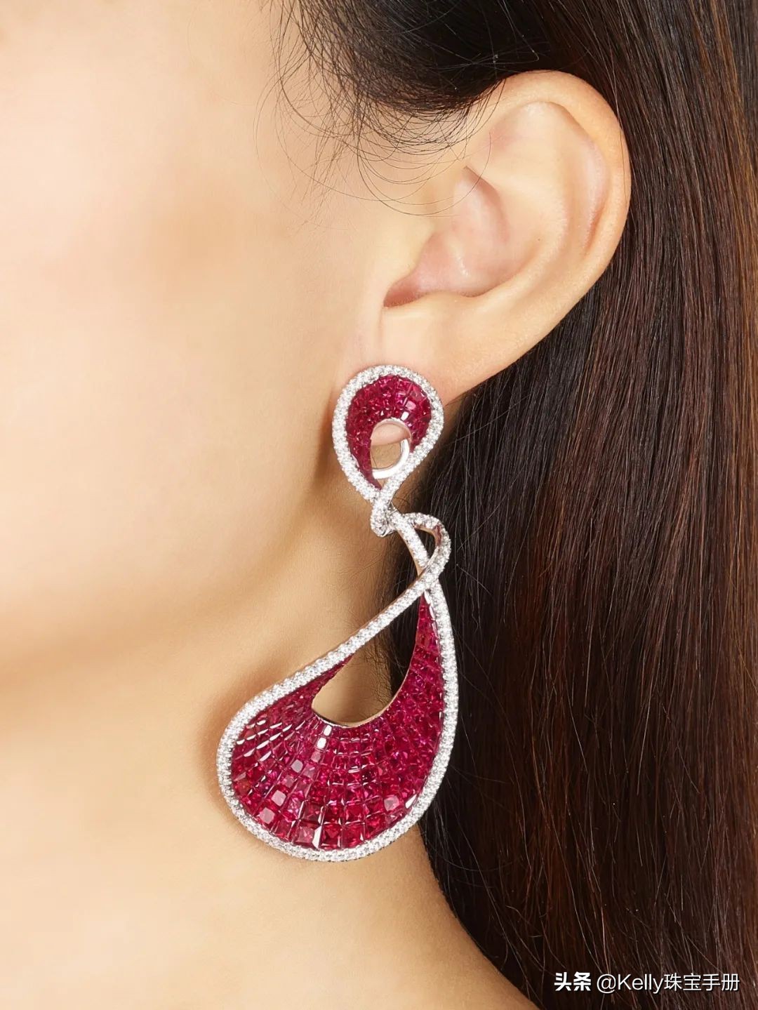 翡翠开始流行,翡翠千百年来的魅力