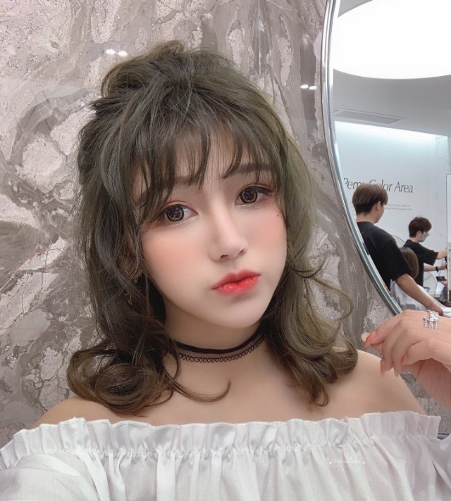 网红抹茶色,网红抹茶色染发