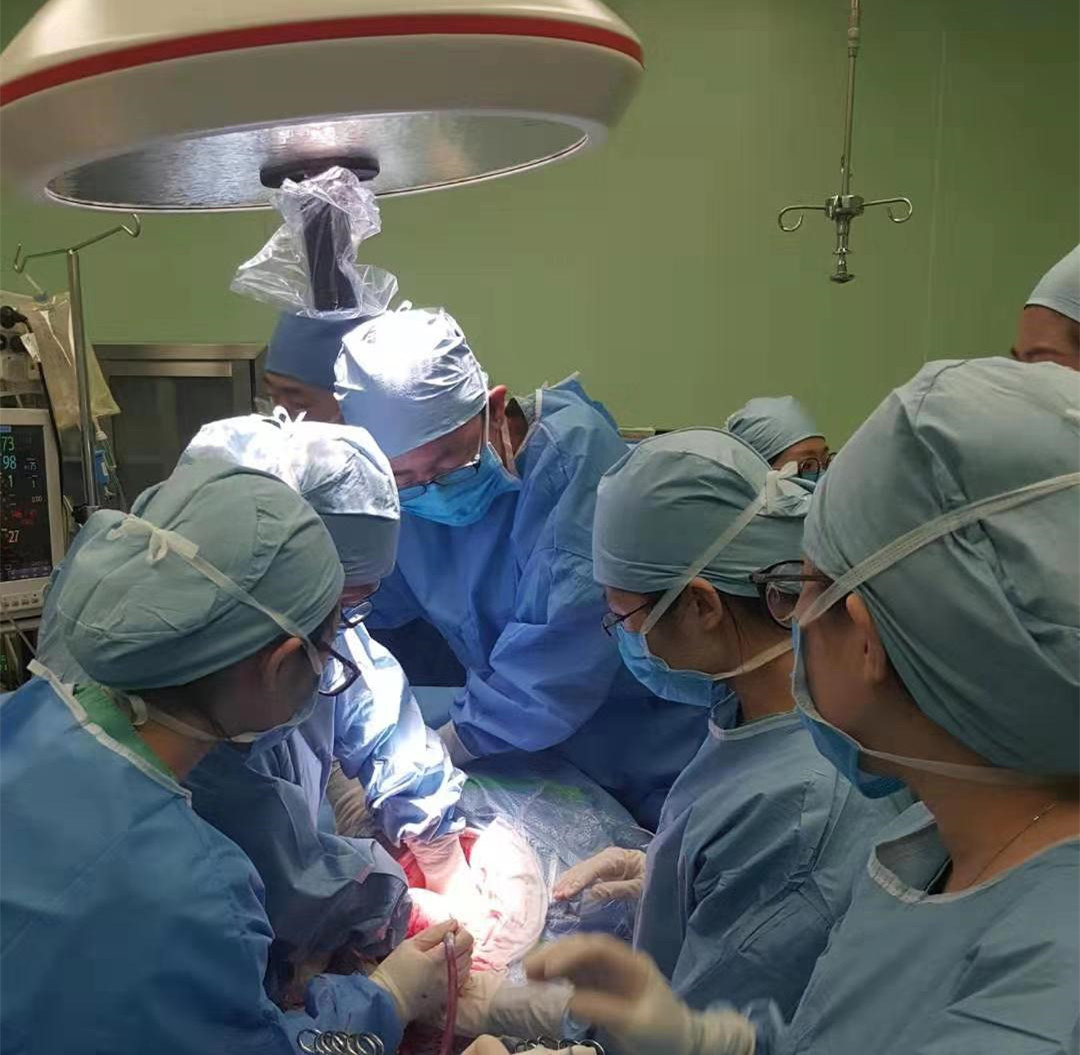 产科医生怀孕切除子宫,卵巢囊肿顺产