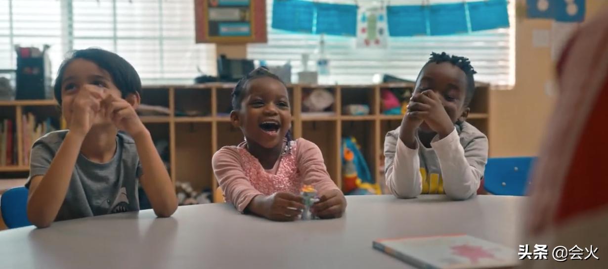 贾斯汀比伯现在靠什么赚钱,baby贾斯汀比伯为什么翻红