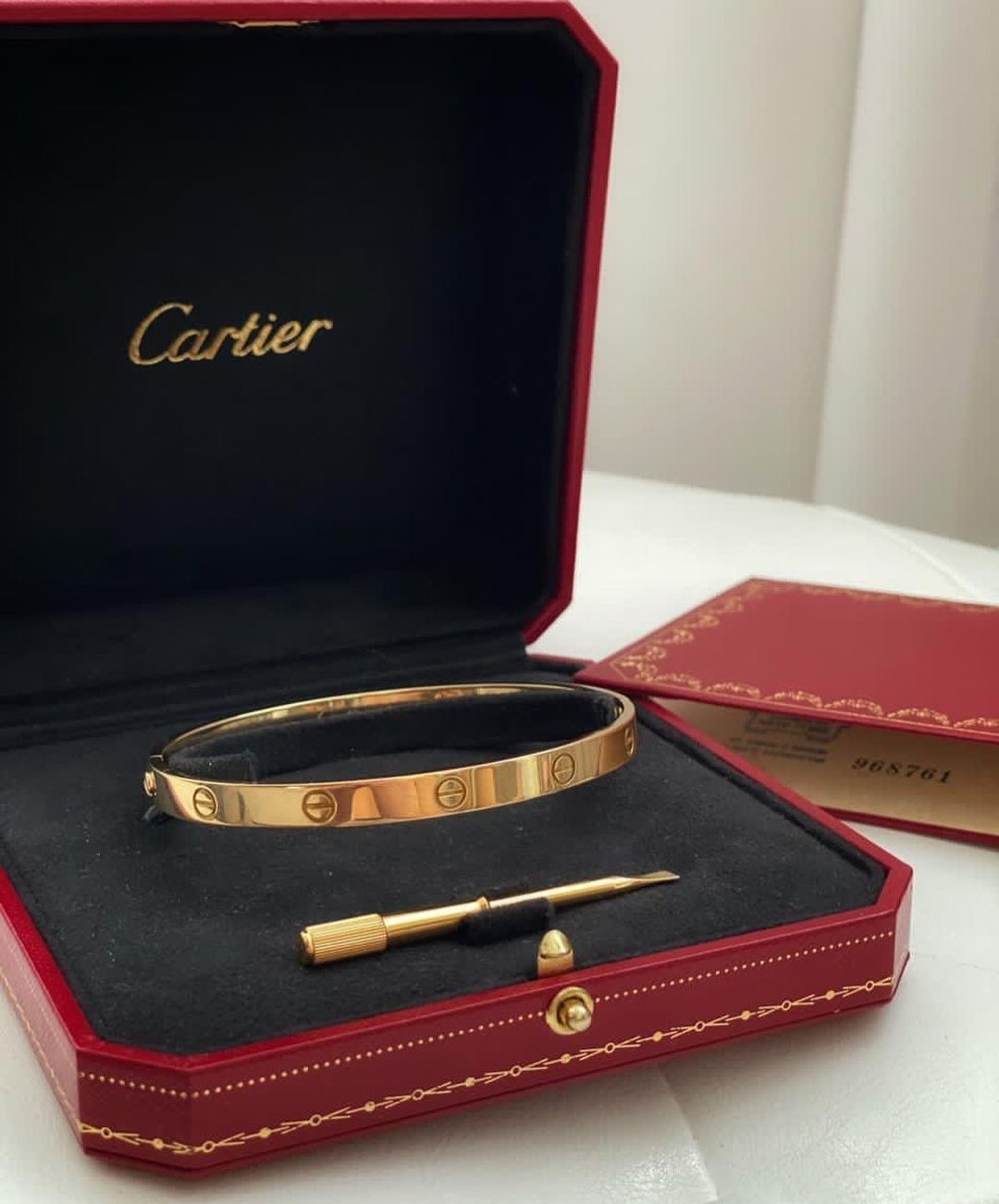 卡地亚的珠宝有什么魅力,让女人疯狂的世界十大珠宝品牌