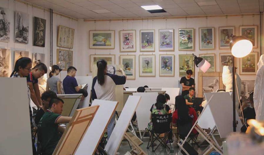 美术生集训如何正确选择画室,采访100位艺考生