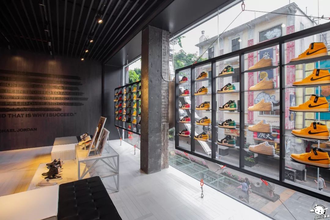 广州最大的AJ旗舰店来了!独栋双层,还有24款限量球鞋...