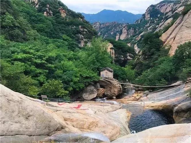 暑假适合避暑又小众的旅游景点,幽谷神潭冬季旅游攻略