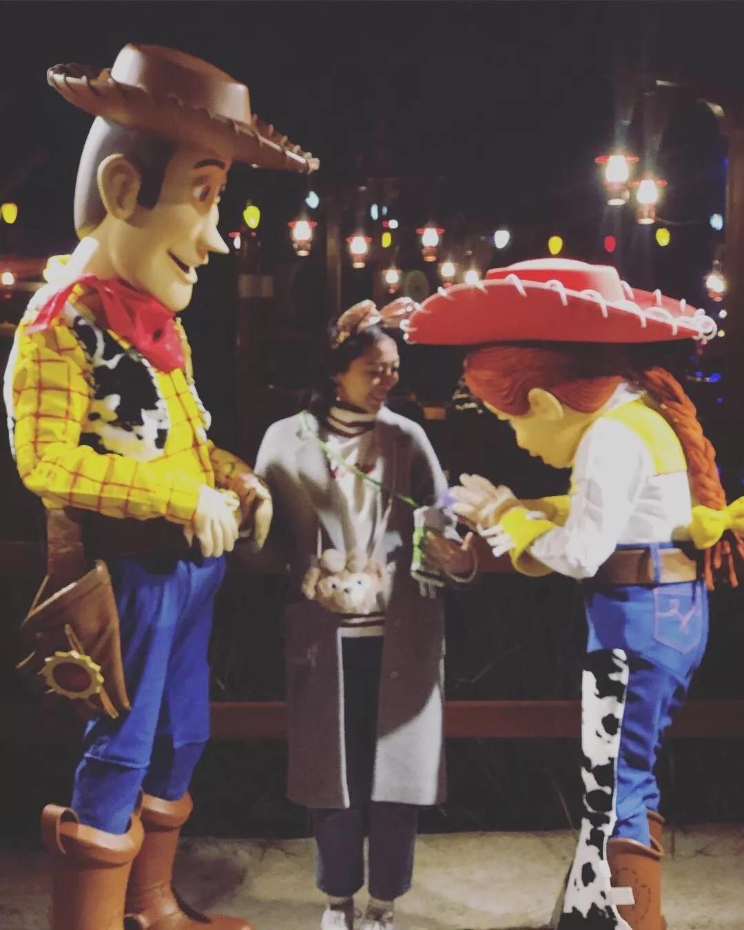 假期撒手没的戏精同事们,竟然在我挤春运的时候吹海风??(下)