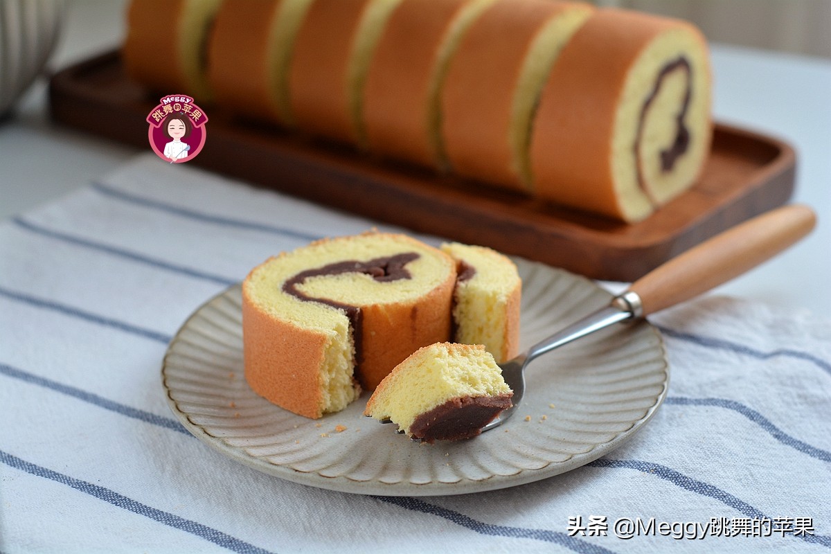 蛋糕卷不塌陷的方法,蛋糕卷怎样不开裂