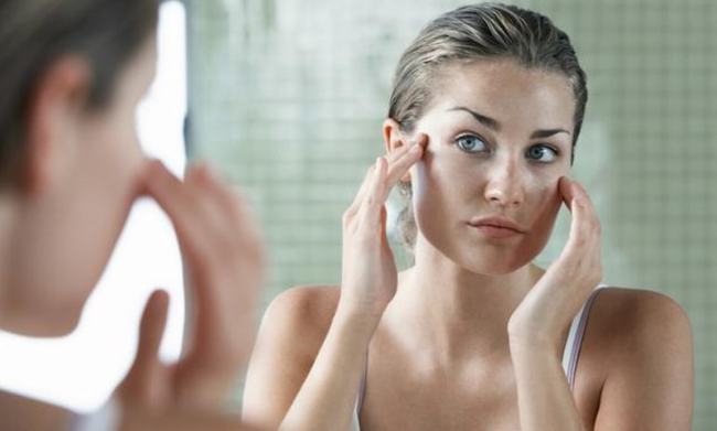 脸部过敏发红发痒怎么查过敏源,春季过敏脸部发红发痒怎么回事