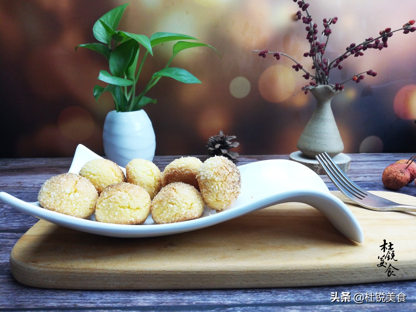 烤箱做酥软的椰丝球教程,椰丝球最正宗做法