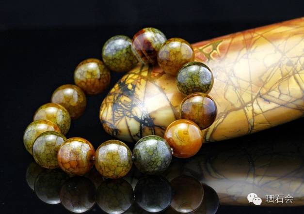 宝玉石分类与鉴赏学习心得,宝玉石实用知识手册南红