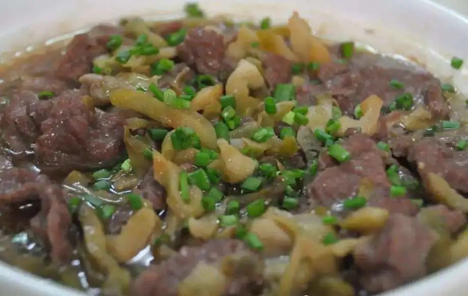 此“冲菜”，究竟是广东人最爱吃的咸菜，还是四川人的家常下饭菜？