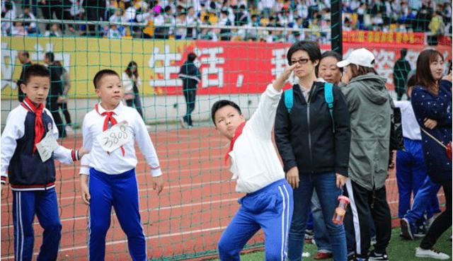 孩子身高一般几个阶段定型,孩子身高发育的年龄段