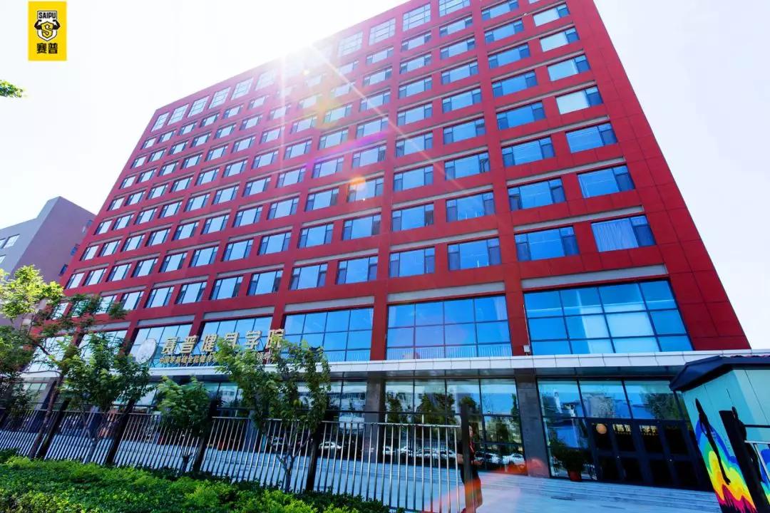 他搭乘＂赛普＂跨越了晋升的坎