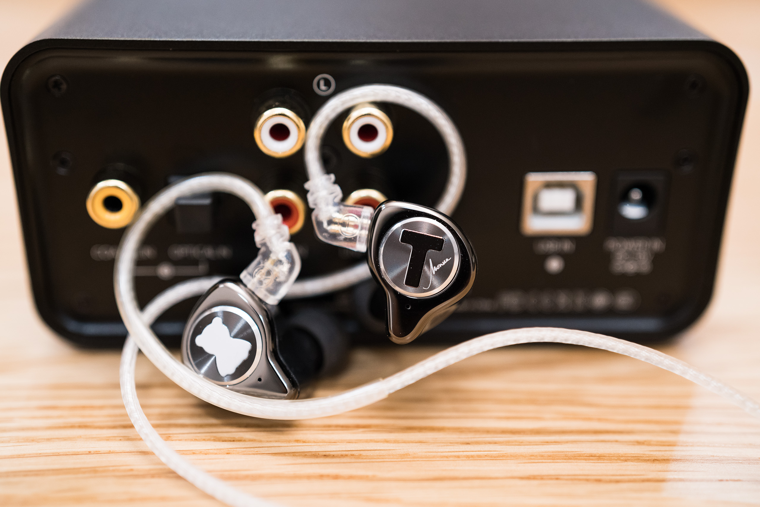 通透精致的平常心——TFZTXBEARMONICA动圈耳塞小评