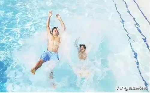 游泳怎么消除怕水心理,游泳怎样消除恐惧心理