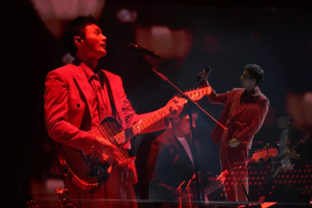 李荣浩广州演唱会门票购买时间,李荣浩跨年演唱会在哪个卫视2021